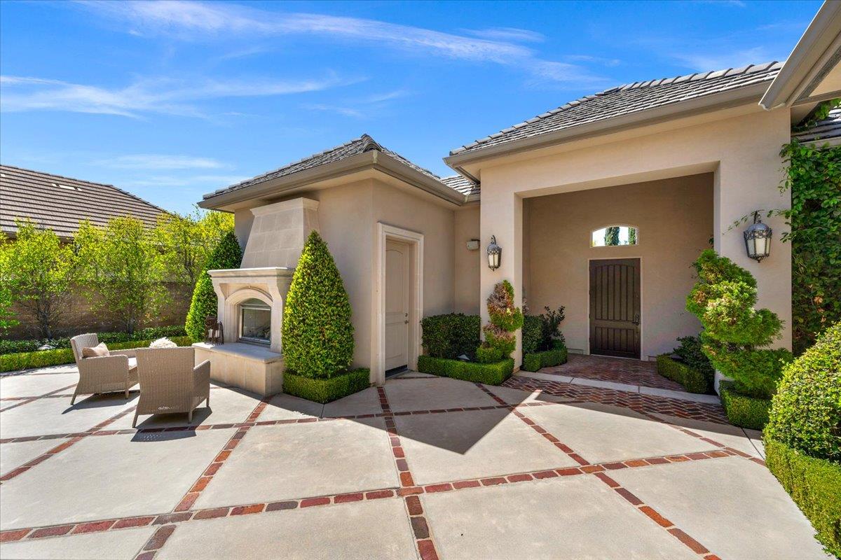 11350 N Glencastle Way, Fresno, CA, 93730