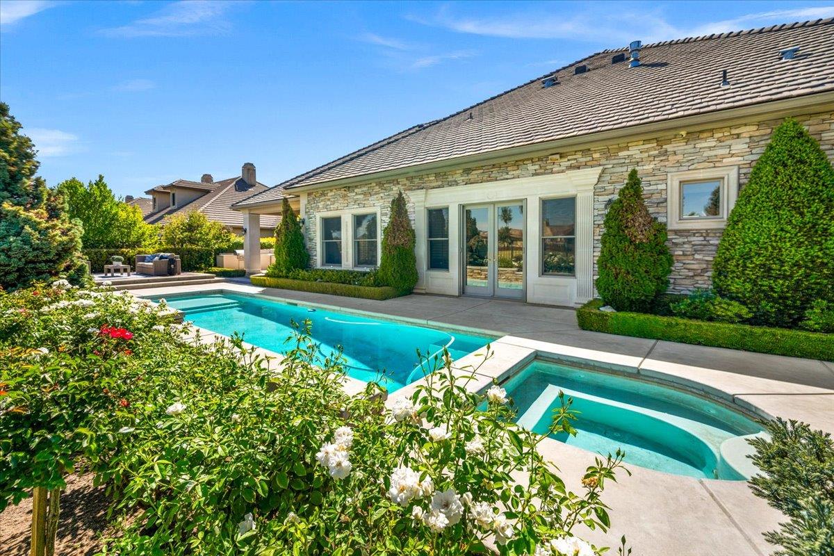 11350 N Glencastle Way, Fresno, CA, 93730