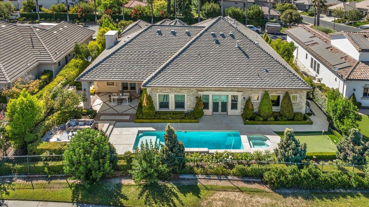 11350 N Glencastle Way, Fresno, CA, 93730