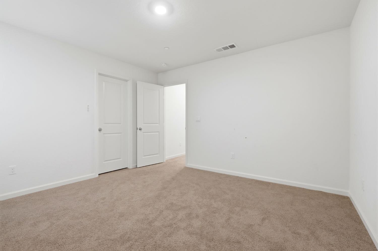 2456 Wolf Creek Place, Tulare, CA, 93274