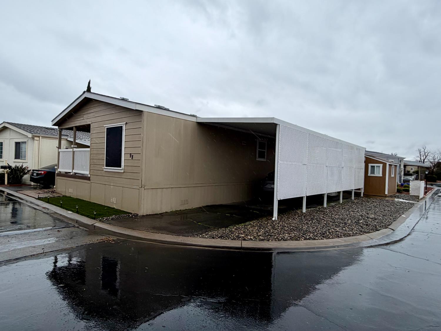 Mobile Home in Fresno - photo 3