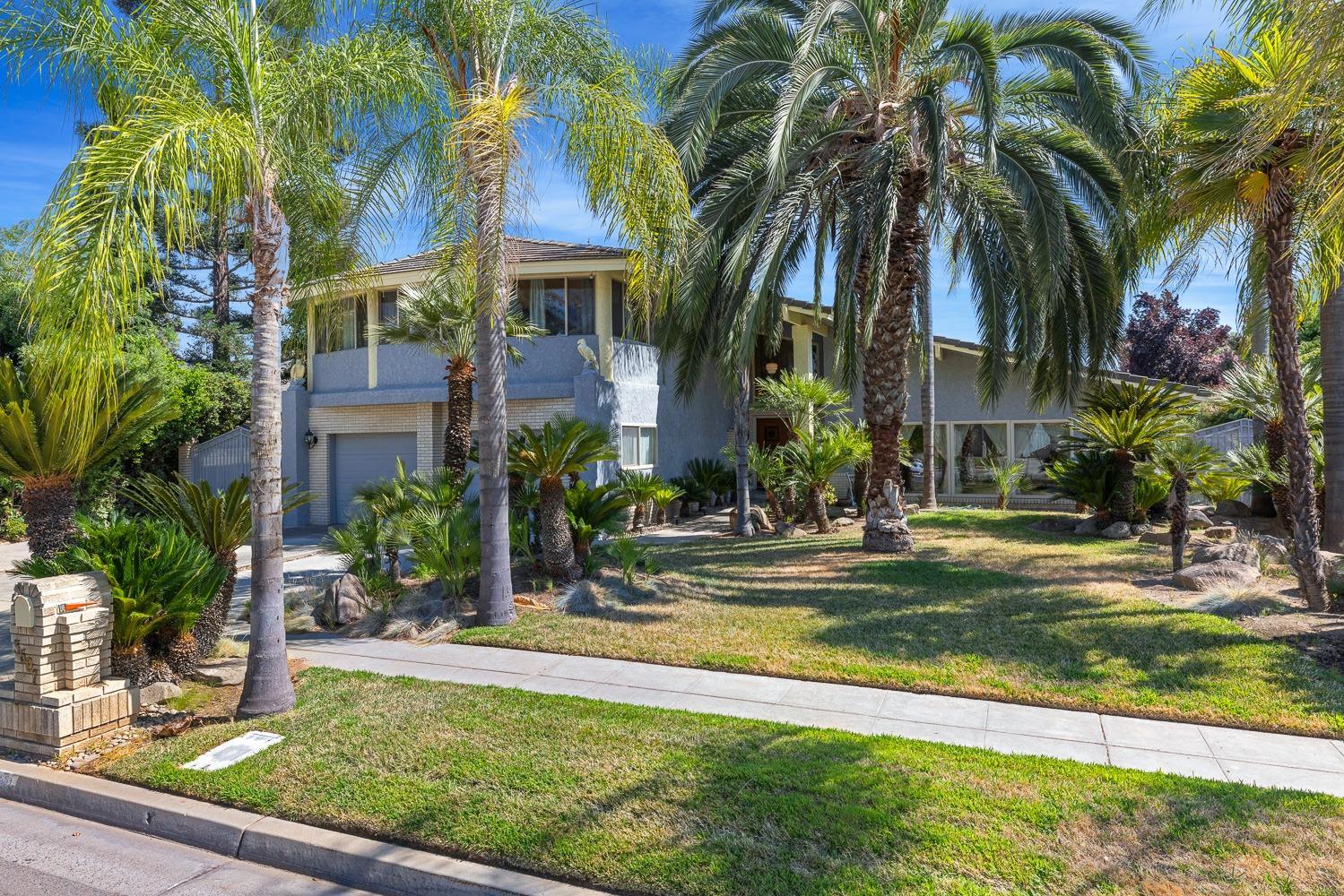 Single Family in Fresno - photo 3