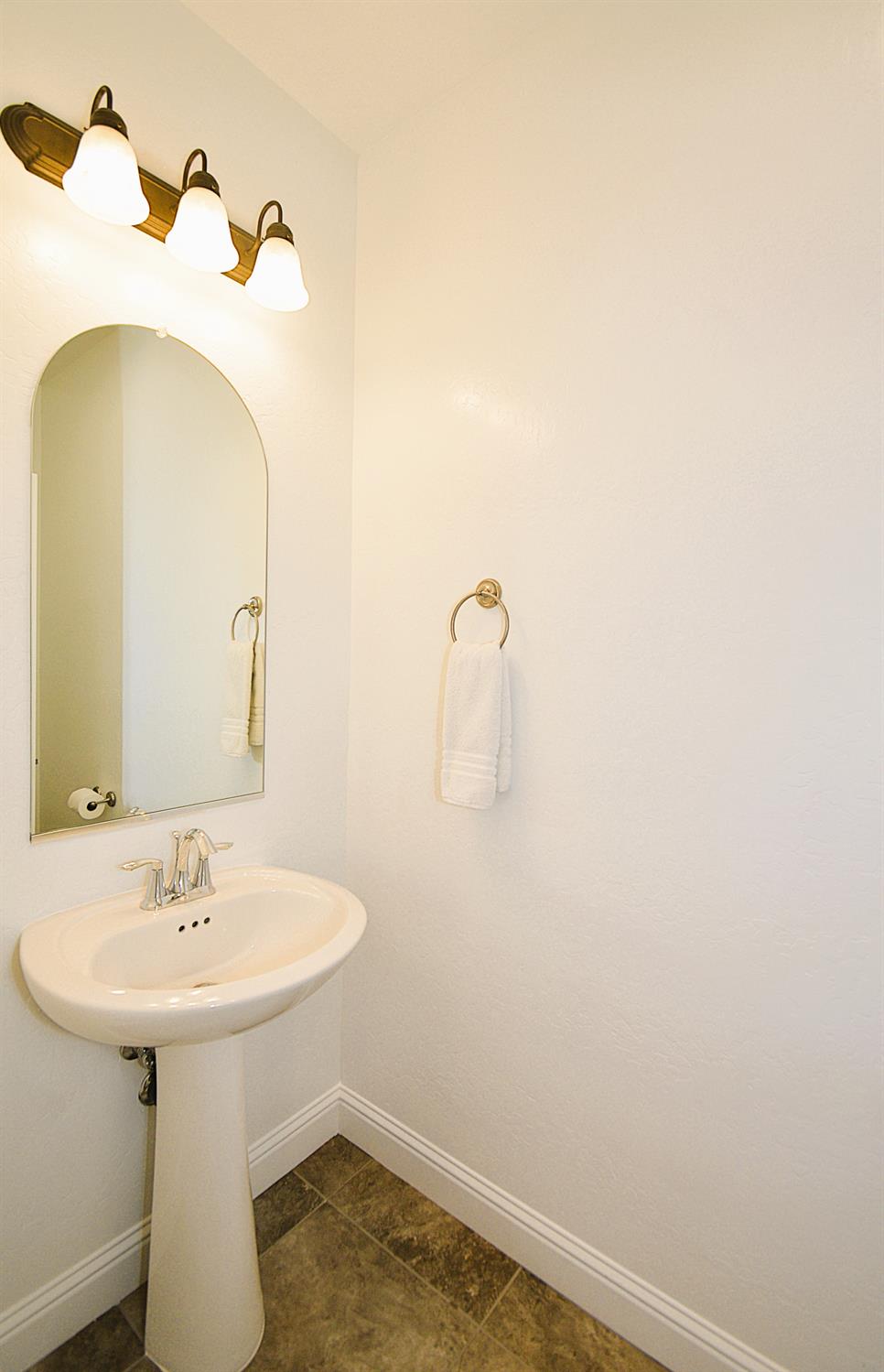 3412 W Venice, Visalia, CA, 93277