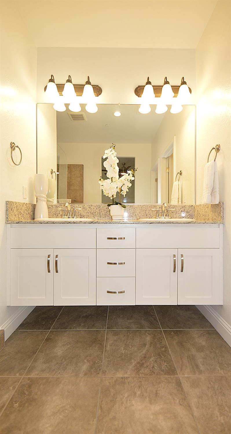 3412 W Venice, Visalia, CA, 93277