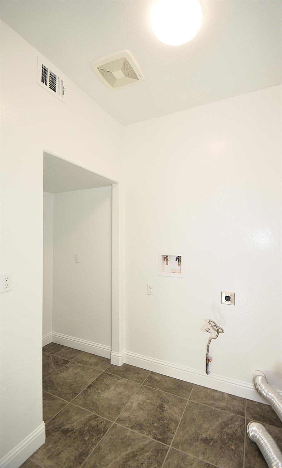 3412 W Venice, Visalia, CA, 93277