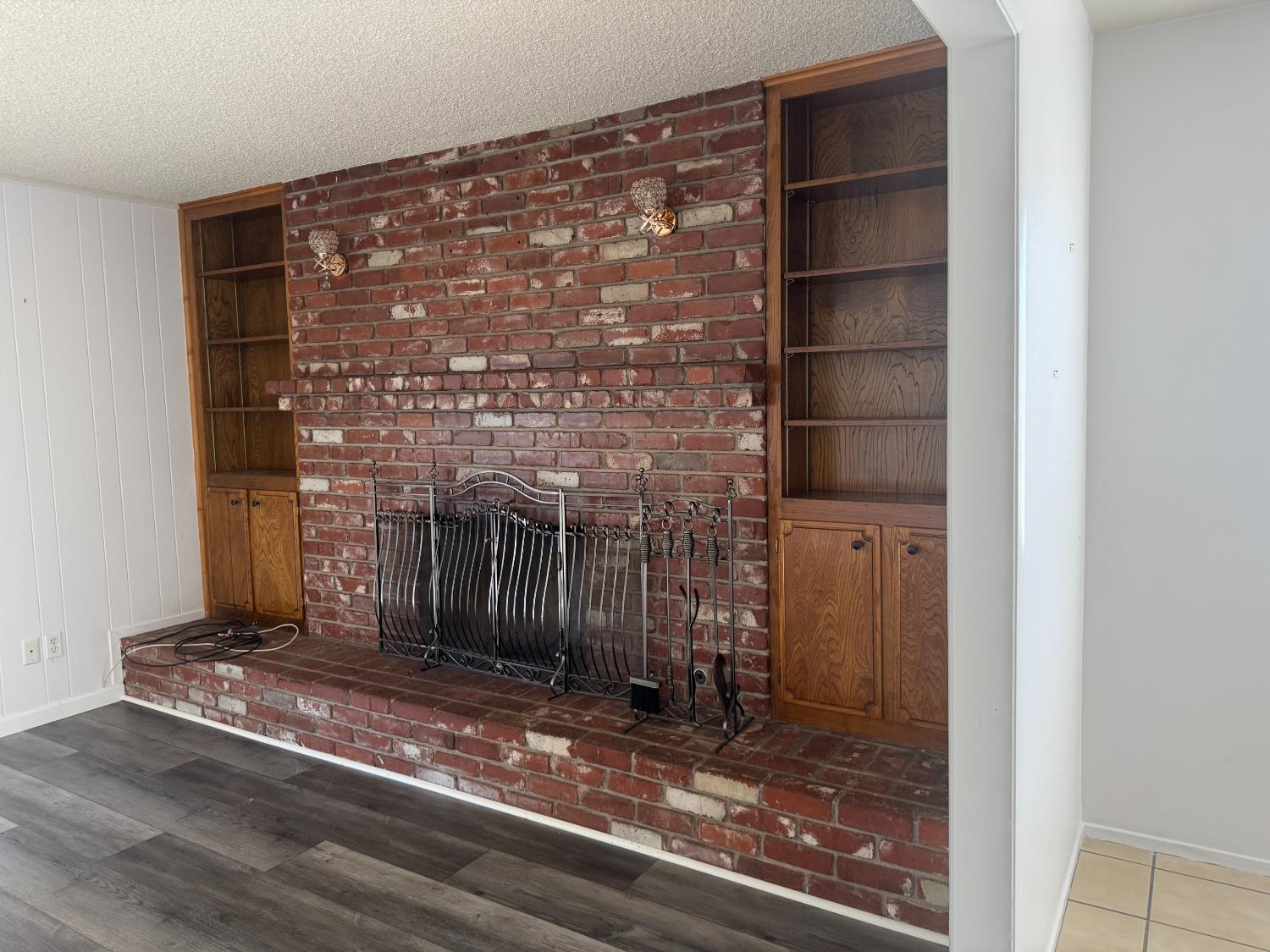 2617 W Sussex Way, Fresno, CA, 93705