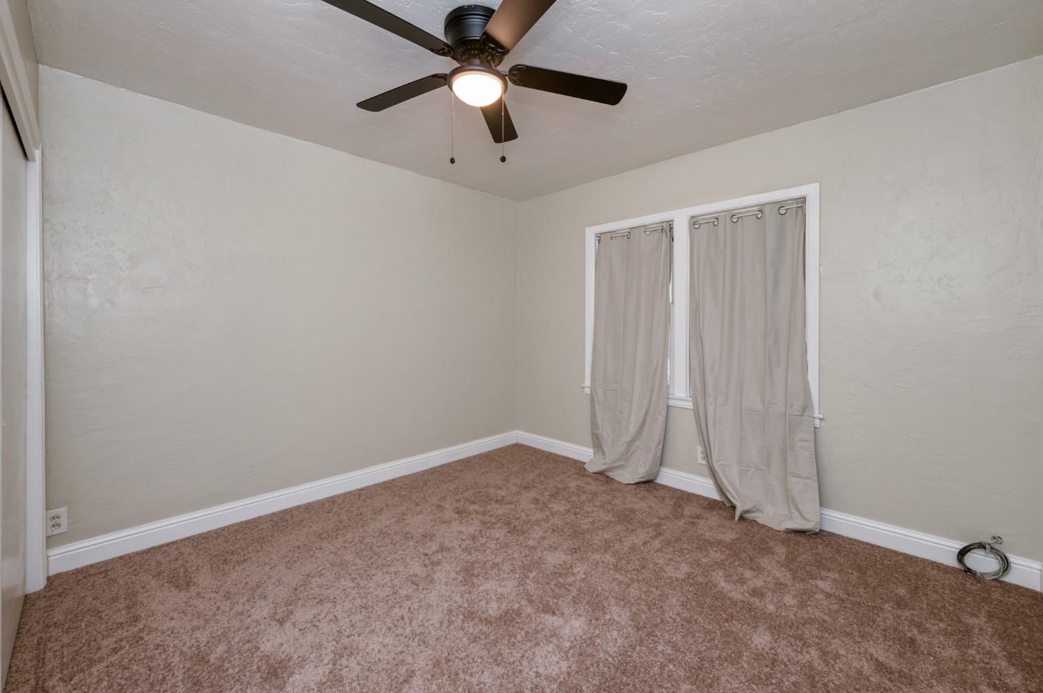 2004 N Maple Avenue, Fresno, CA, 93703