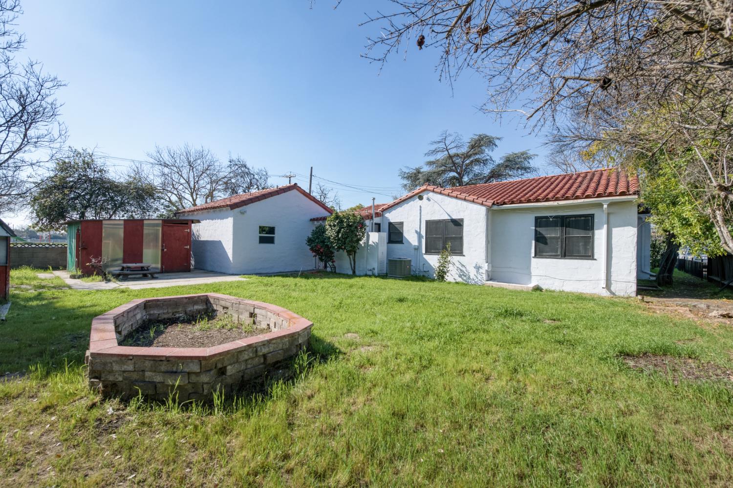 2004 N Maple Avenue, Fresno, CA, 93703