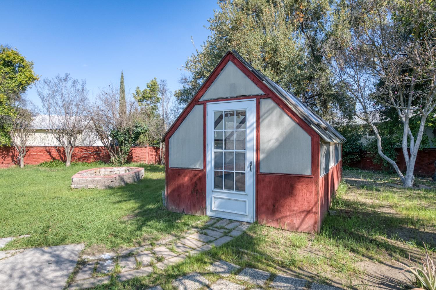2004 N Maple Avenue, Fresno, CA, 93703