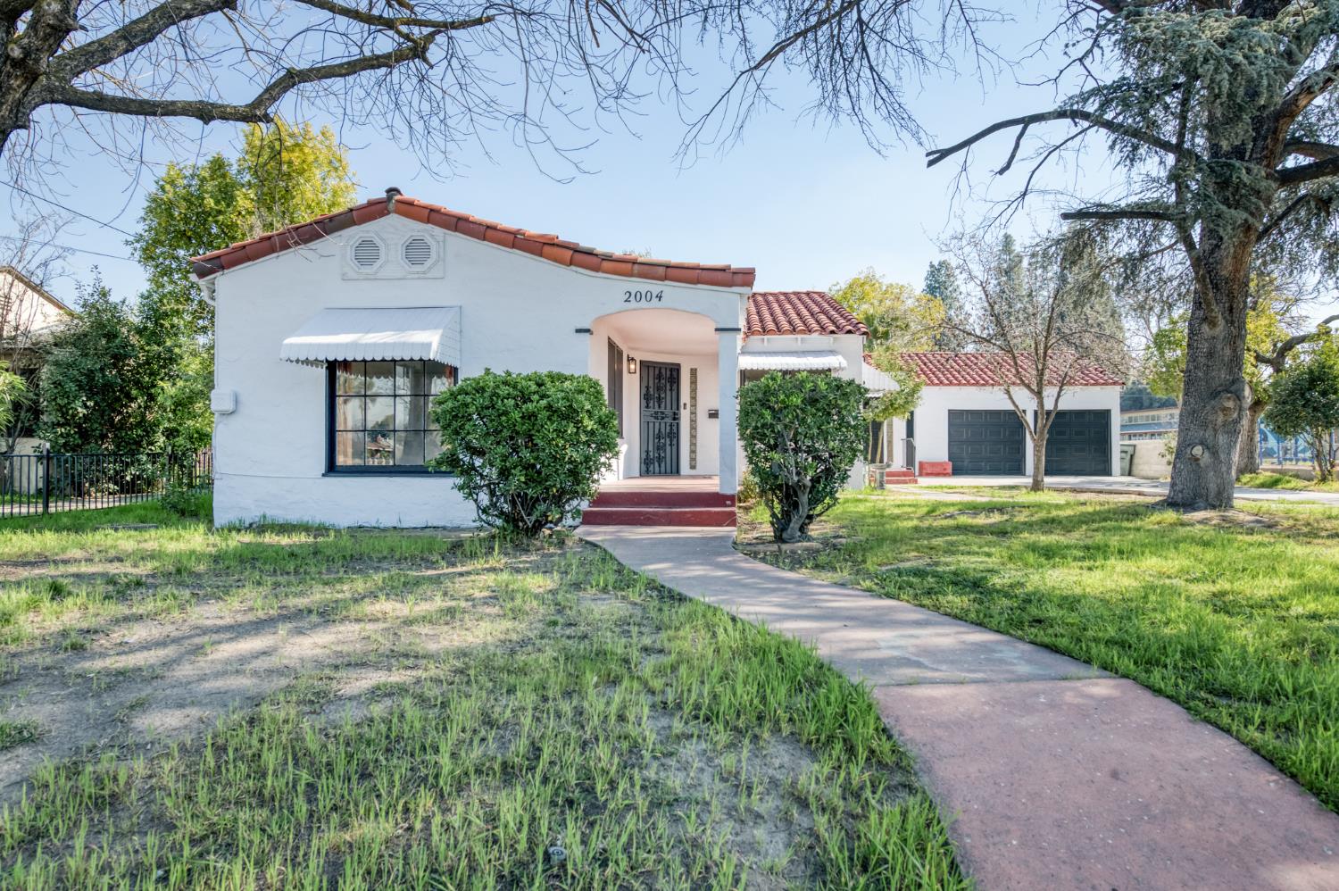 2004 N Maple Avenue, Fresno, CA, 93703