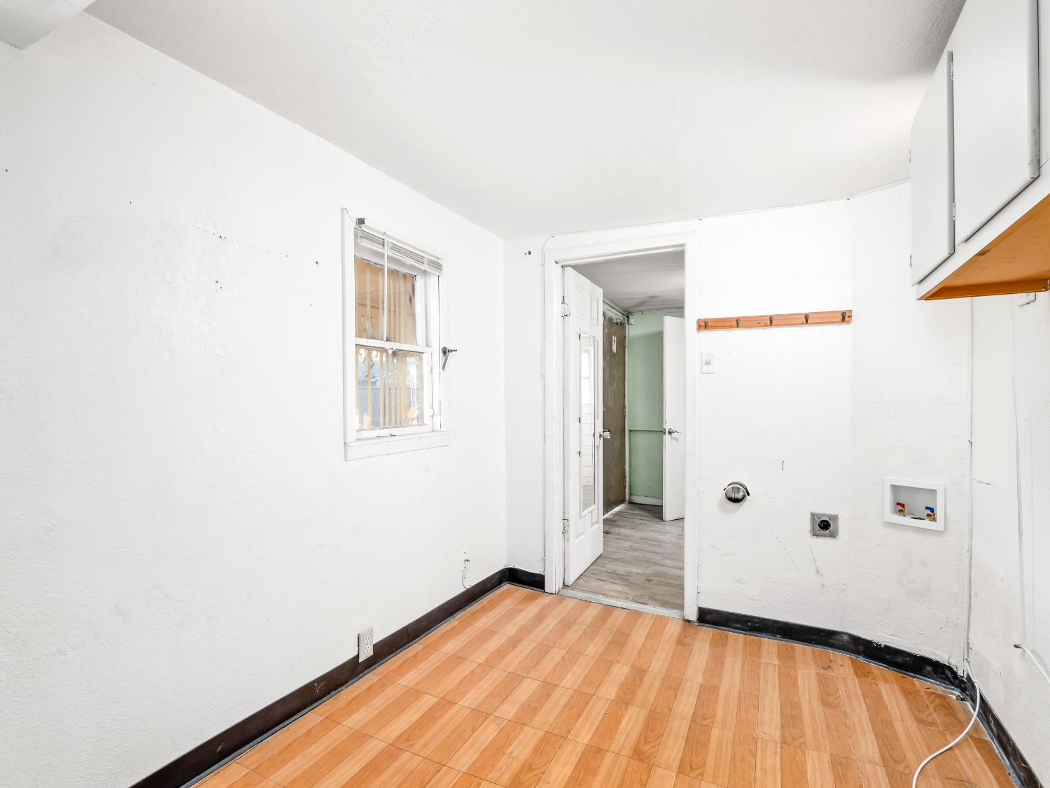 2624 E Olive, Fresno, CA, 93701
