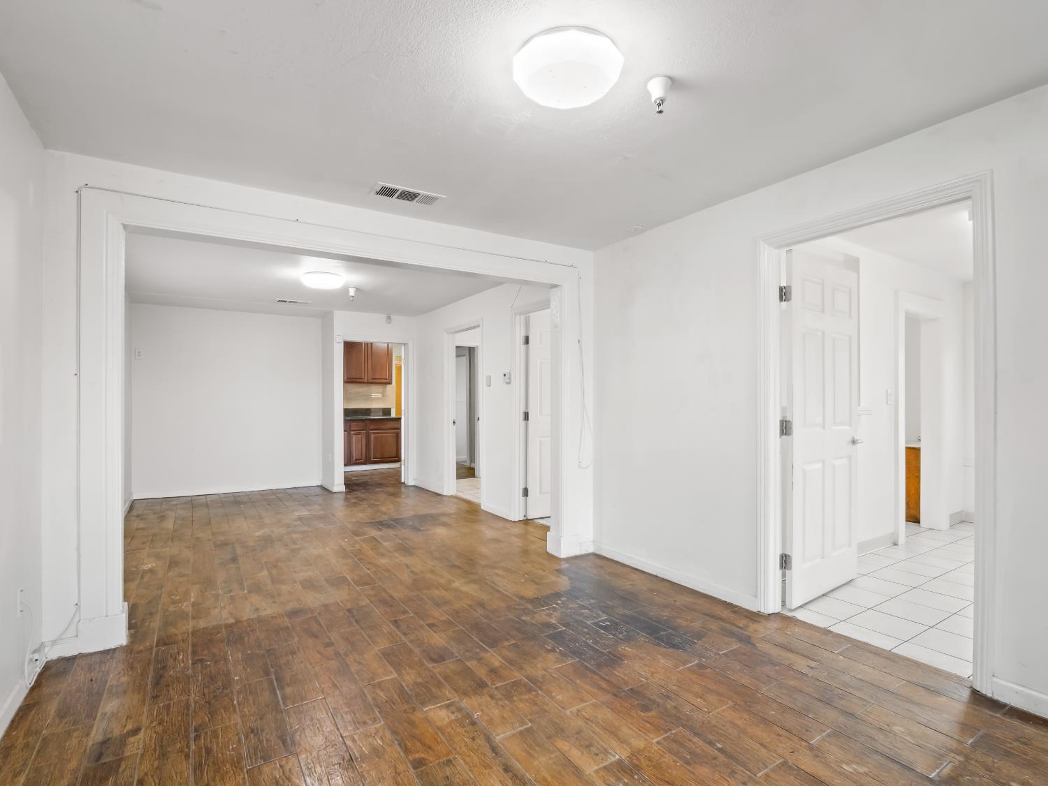 2624 E Olive, Fresno, CA, 93701