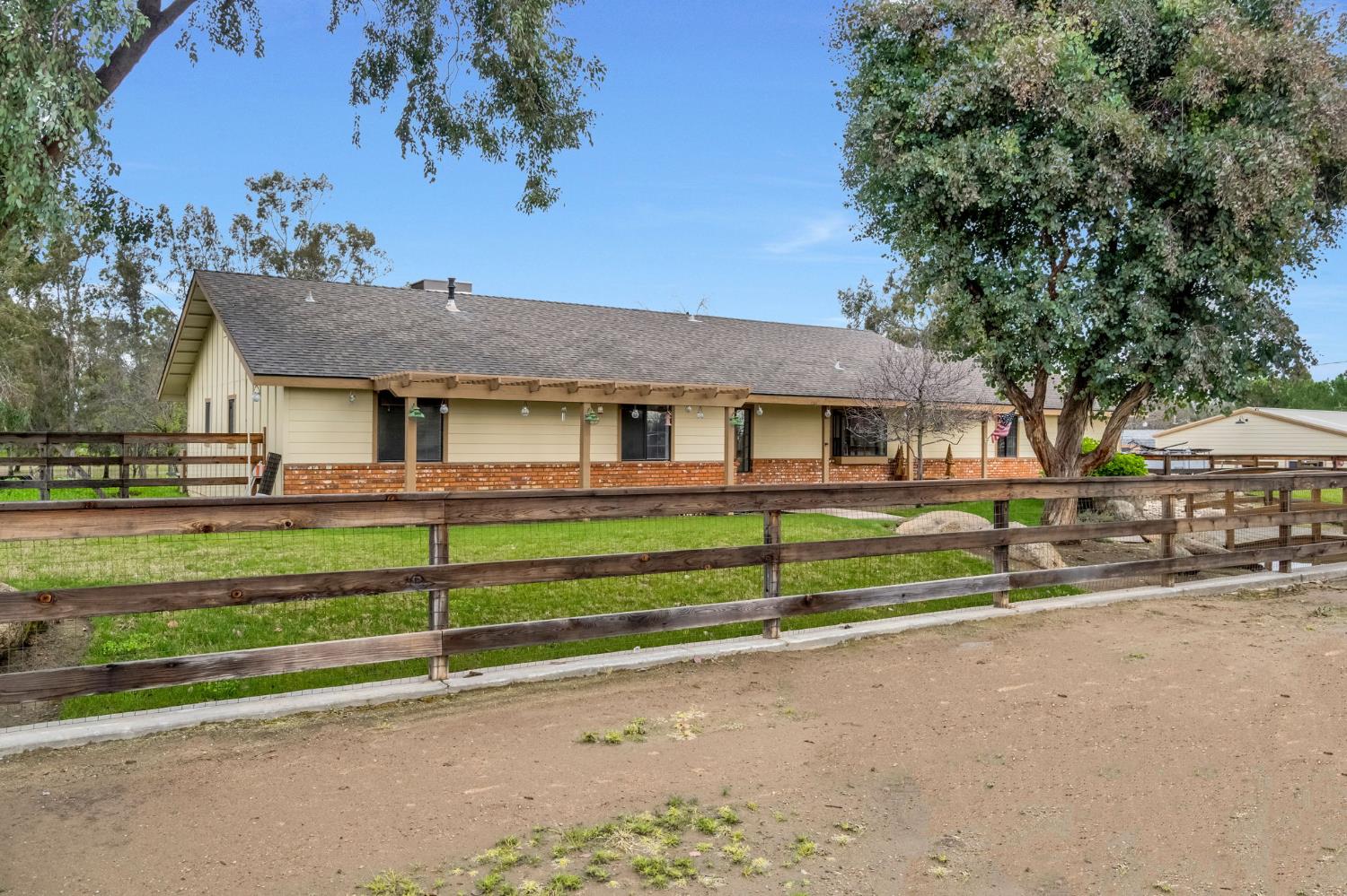 Single Family in Madera - photo 2