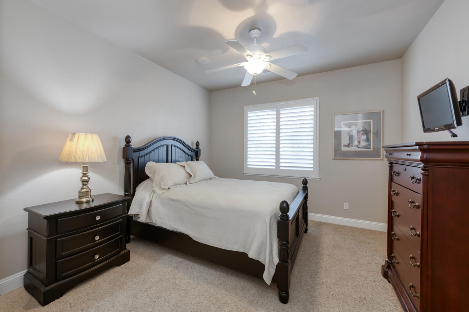 6125 Del Monte Court, Chowchilla, CA, 93610