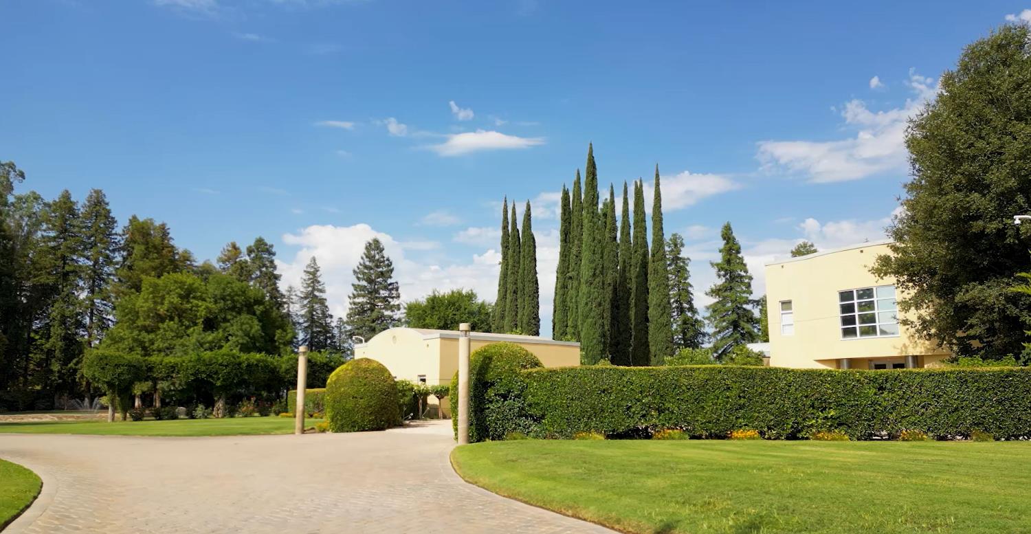 12950 N Willow Avenue, Clovis, CA, 93619