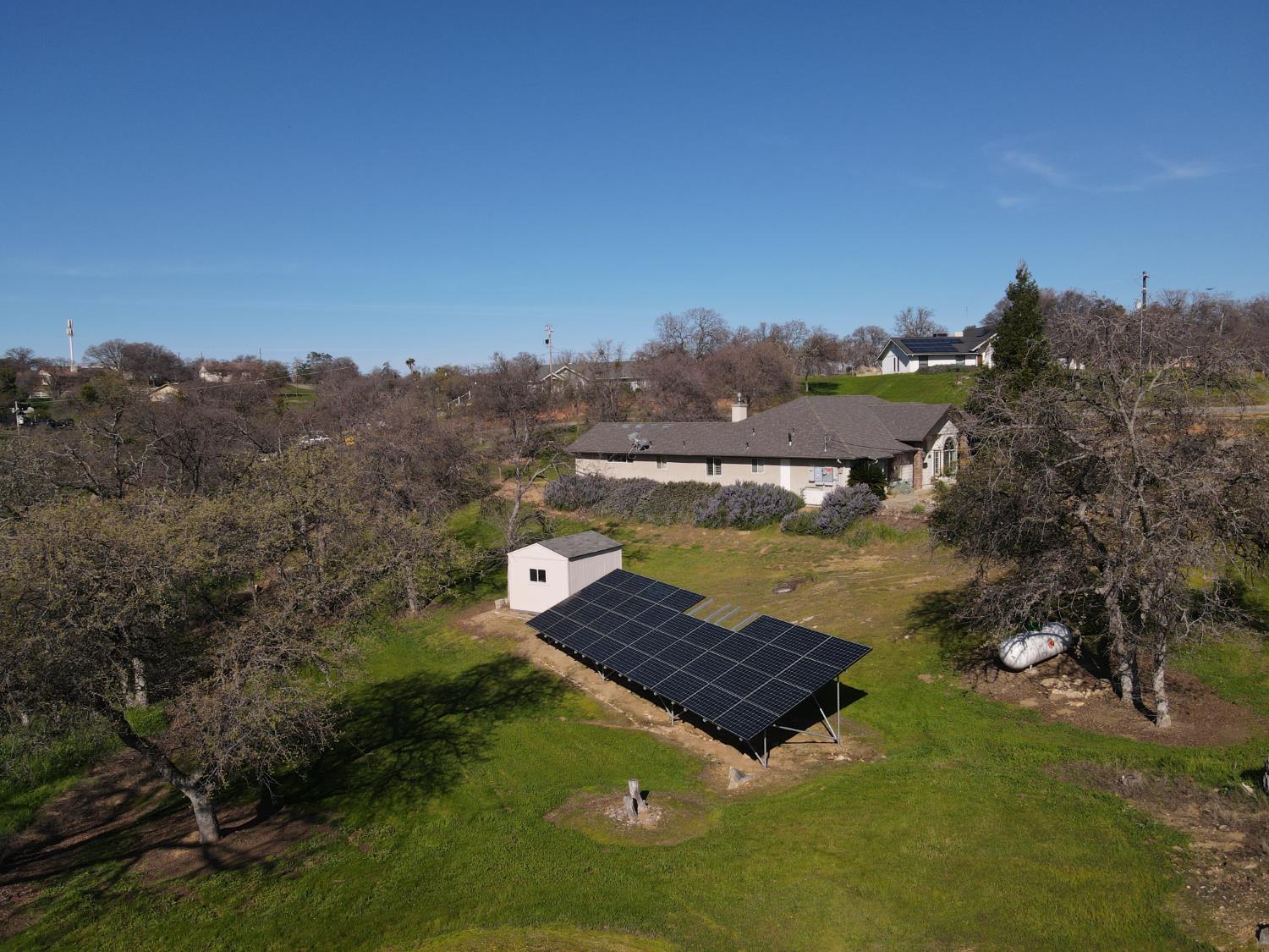 Single Family in Coarsegold - photo 3