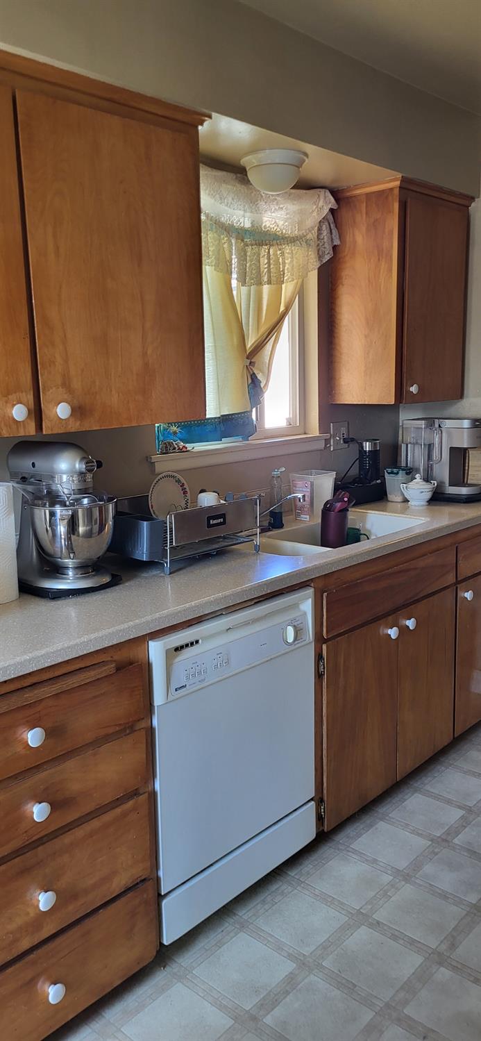 6488 N Kennedy, Fresno, CA, 93710