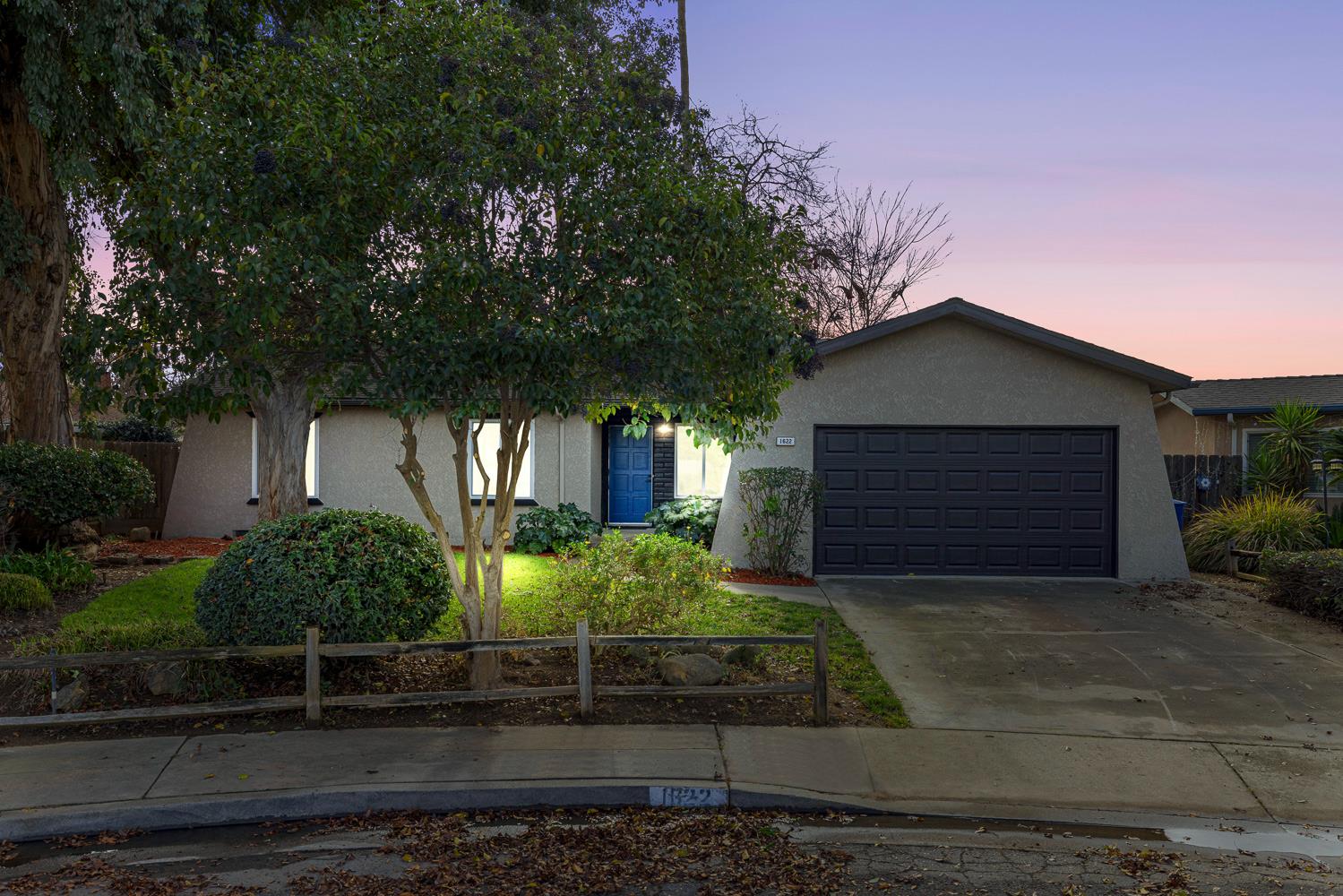 104 N Koleen Ave, Kerman, CA, 93630