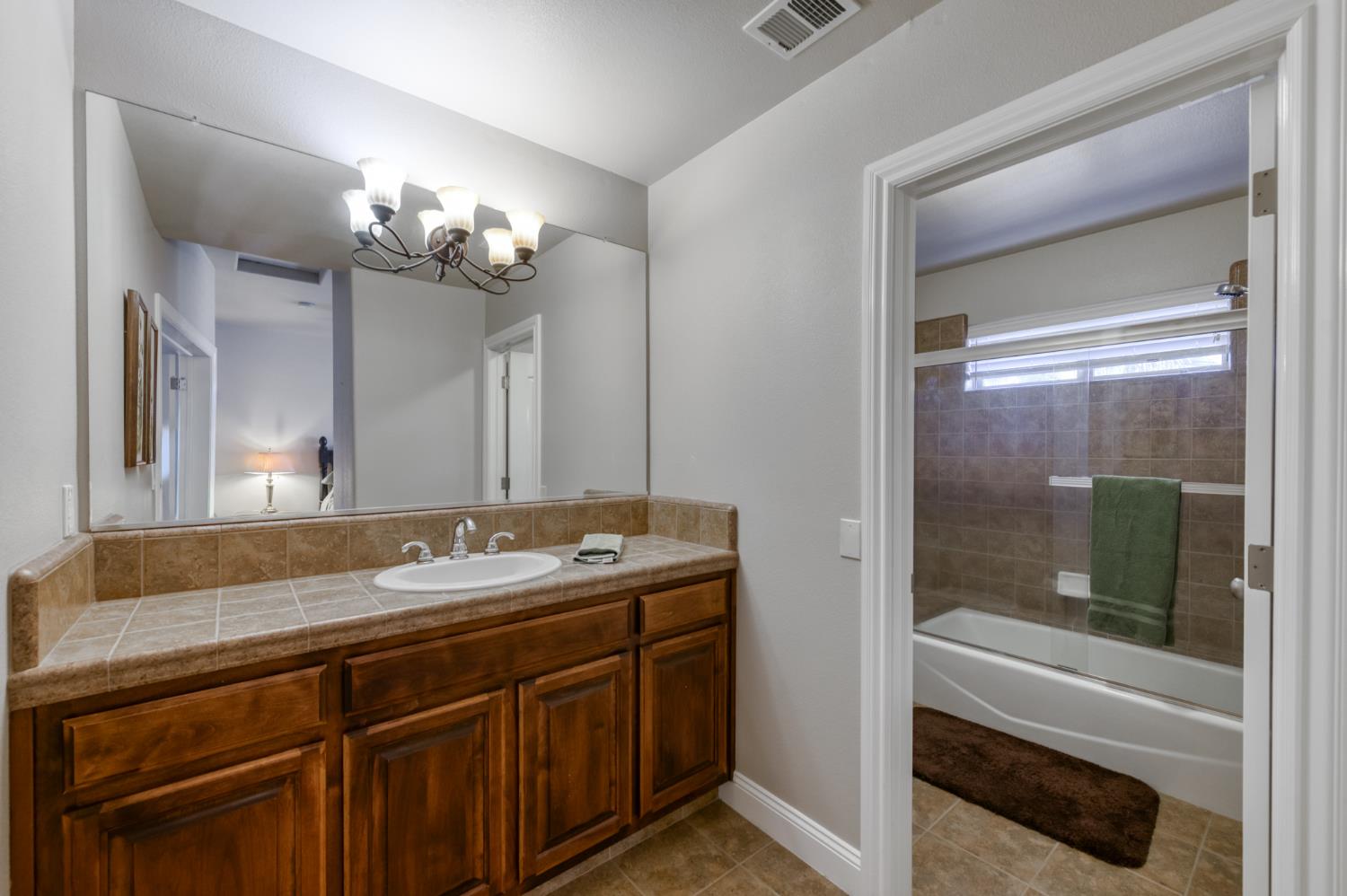 6125 Del Monte Court, Chowchilla, CA, 93610