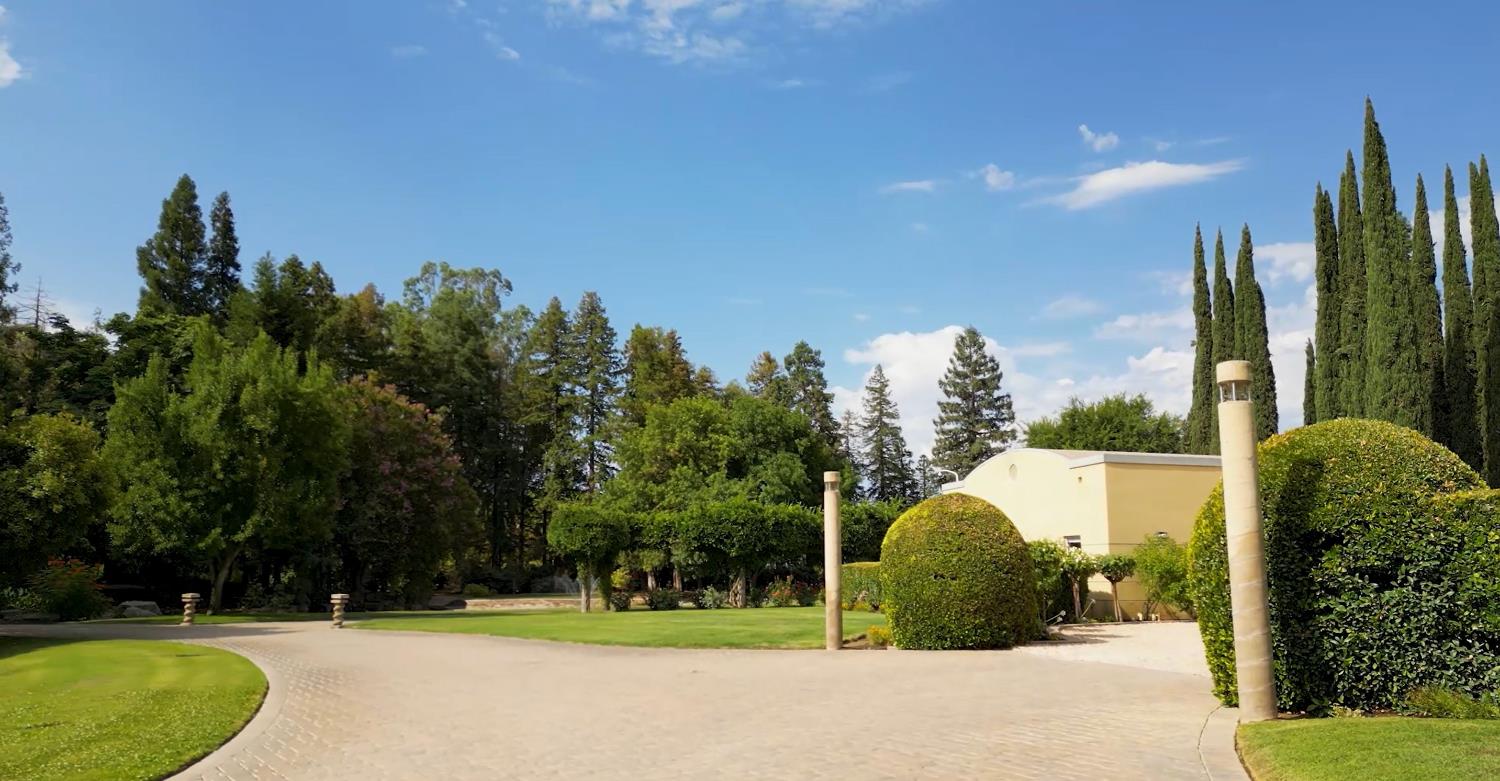 12950 N Willow Avenue, Clovis, CA, 93619