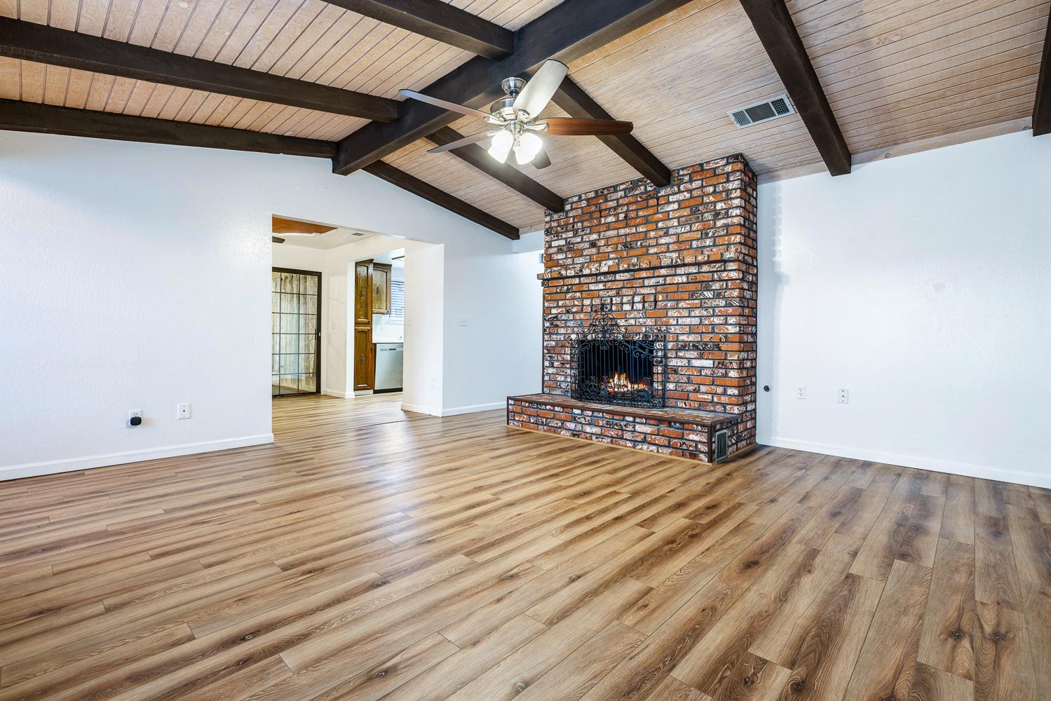 1629 Willow Avenue, Clovis, CA, 93612