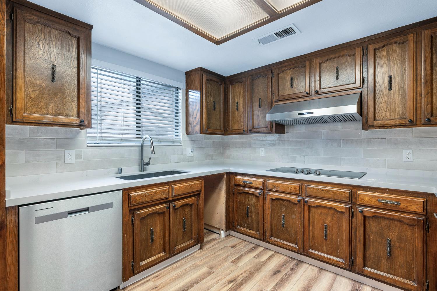 1629 Willow Avenue, Clovis, CA, 93612