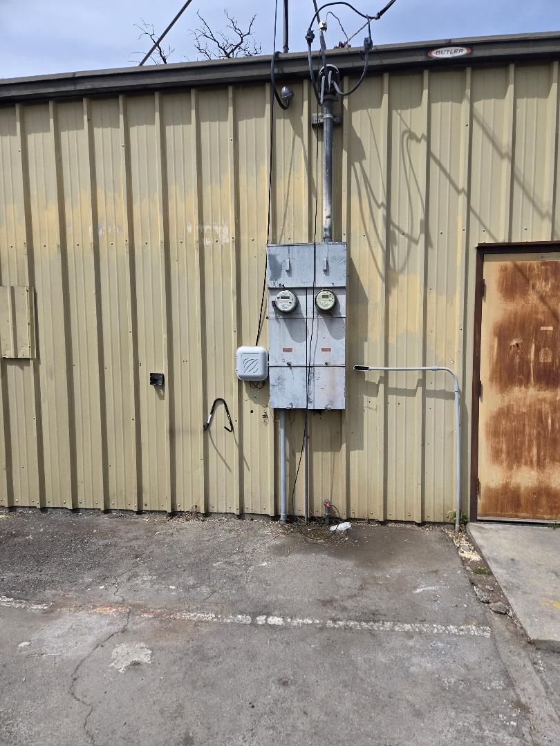 242 E Lewis Avenue, Fresno, CA, 93701