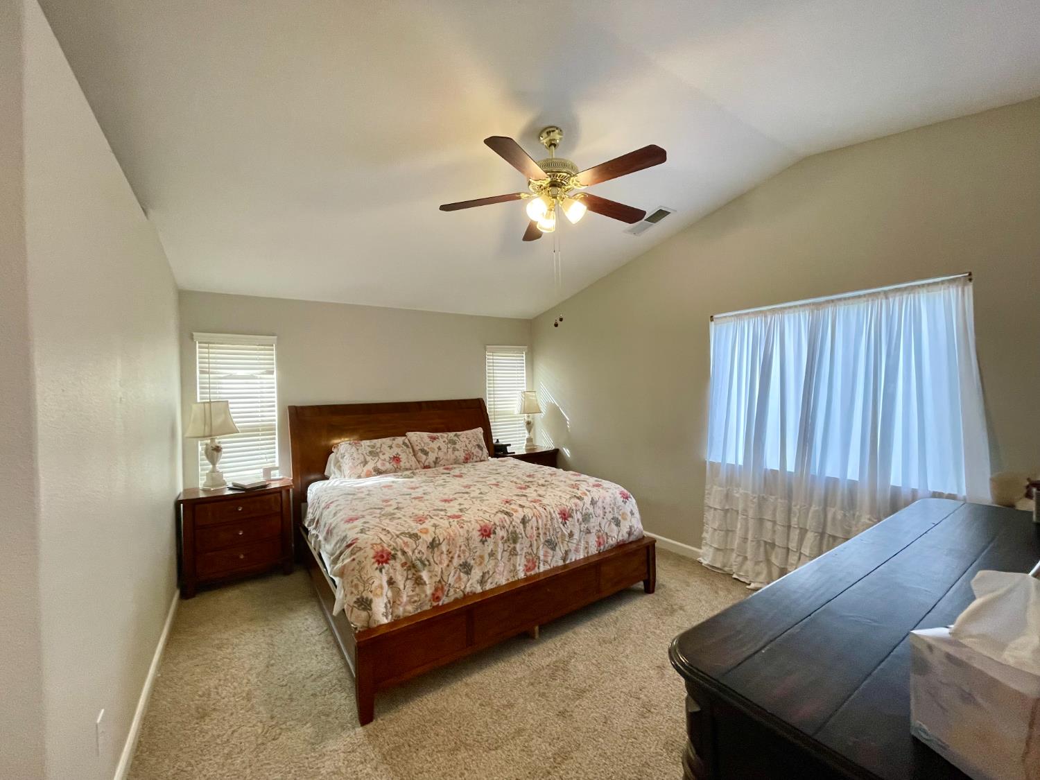 443 S Park Avenue, Kerman, CA, 93630