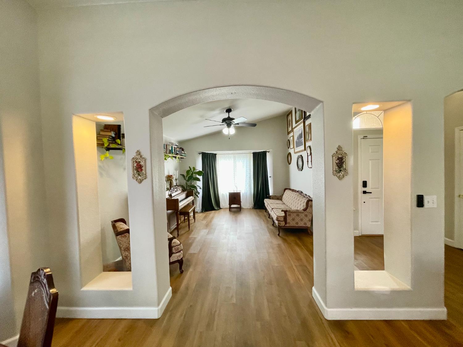 443 S Park Avenue, Kerman, CA, 93630