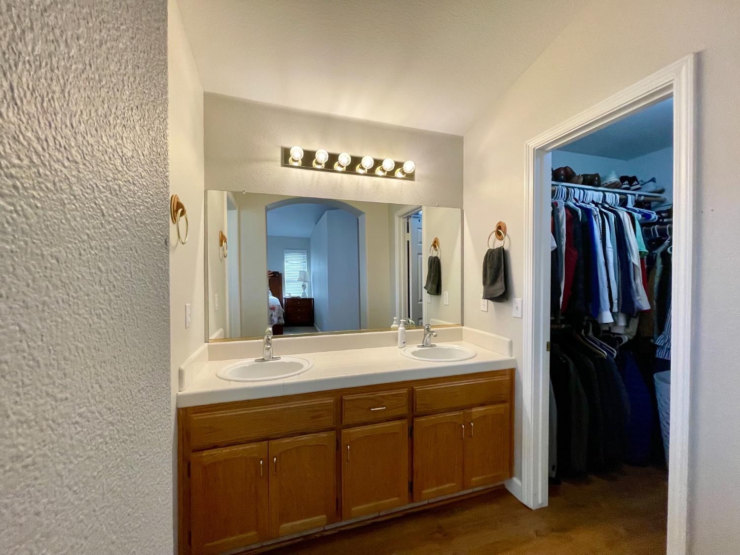 443 S Park Avenue, Kerman, CA, 93630