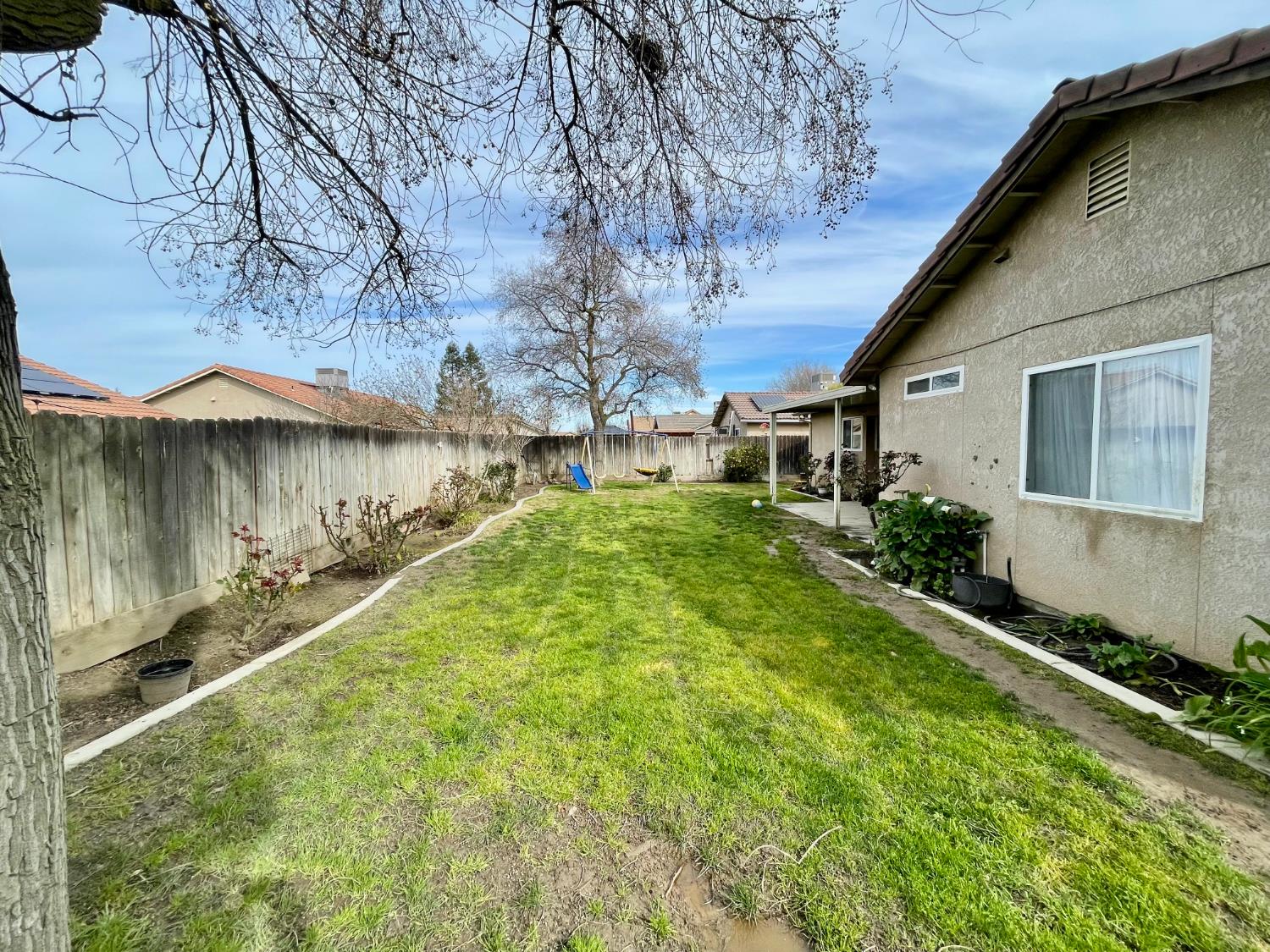 443 S Park Avenue, Kerman, CA, 93630