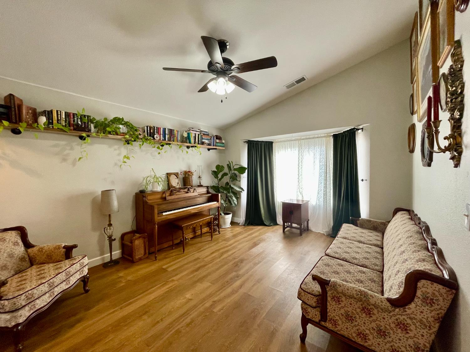 443 S Park Avenue, Kerman, CA, 93630