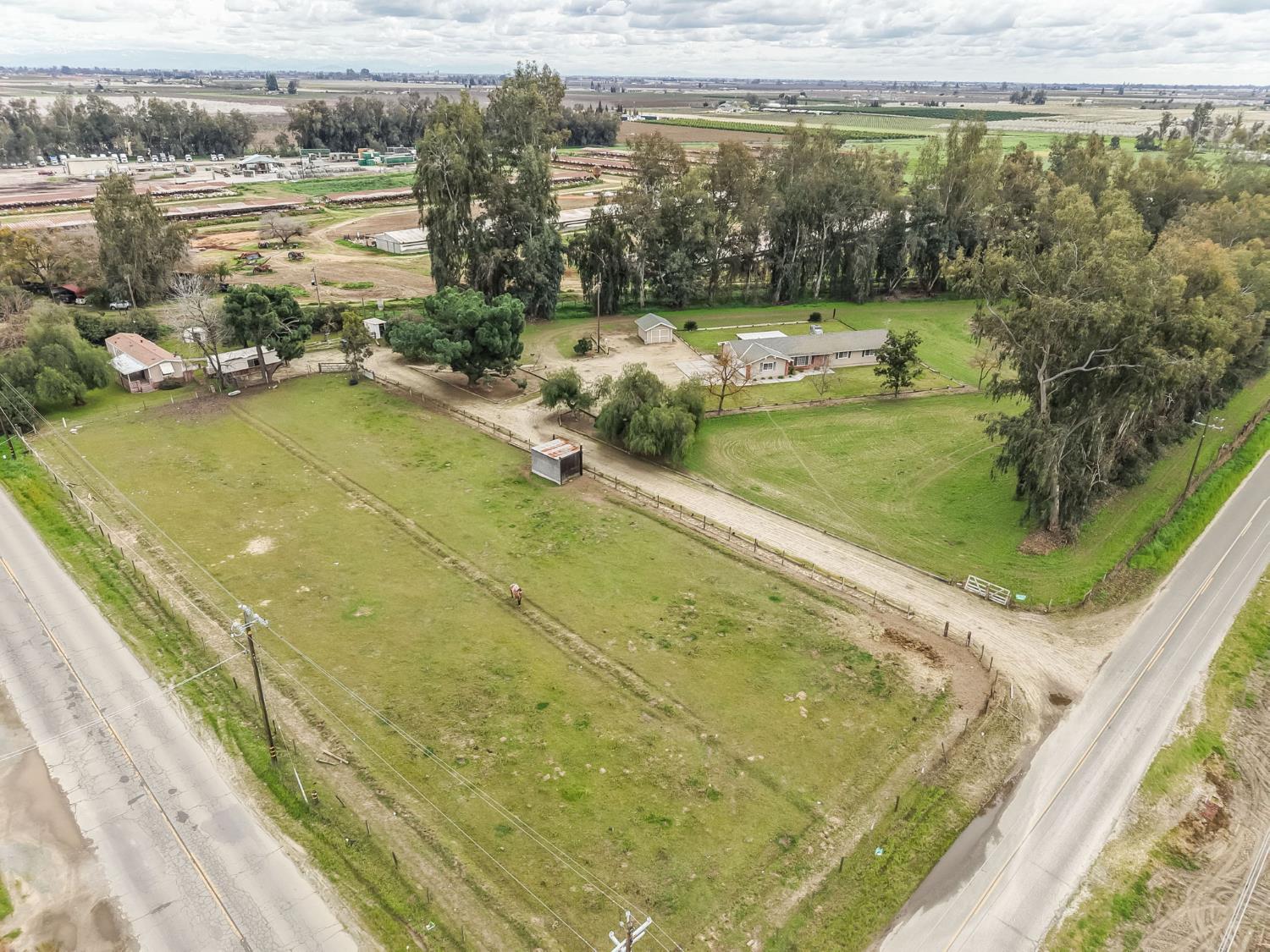 Single Family in Kingsburg