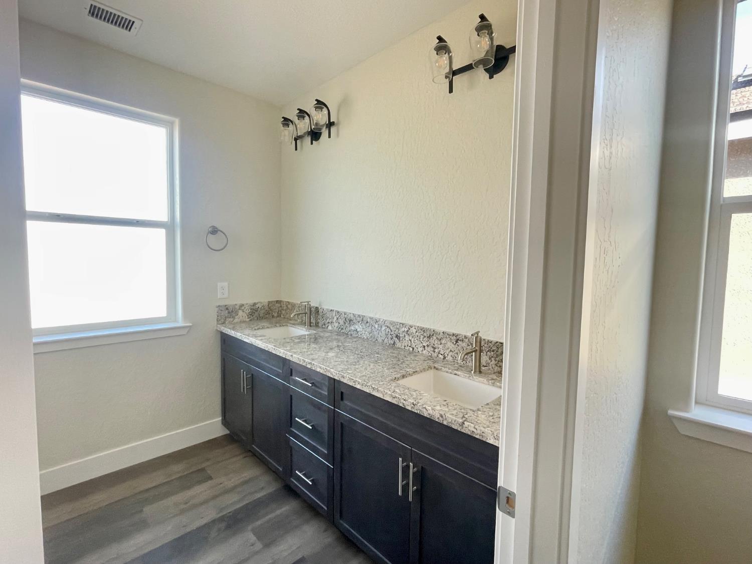 16220 West David Ave, Kerman, CA, 93630