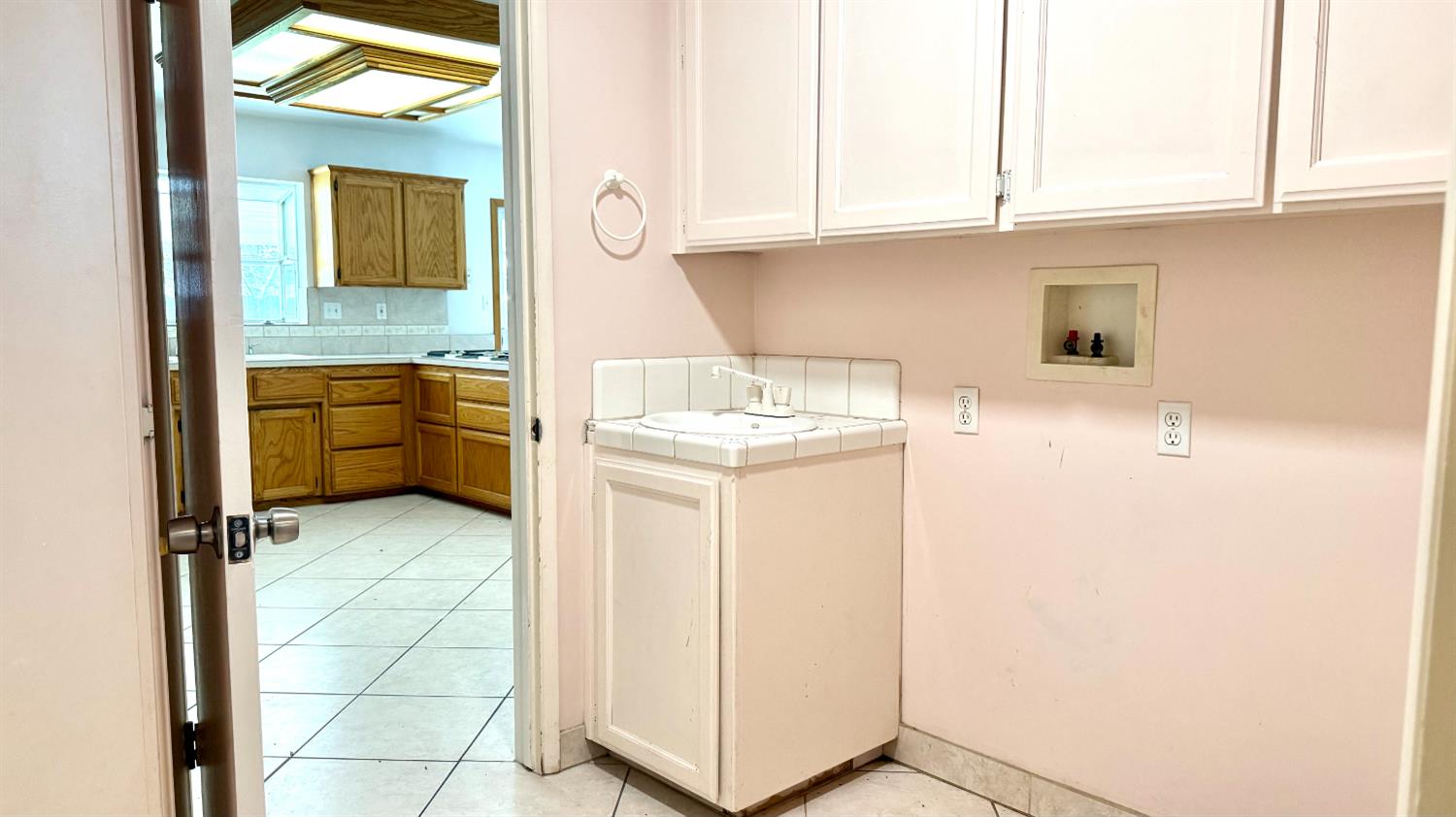 2335 N Douty Street, Hanford, CA, 93230
