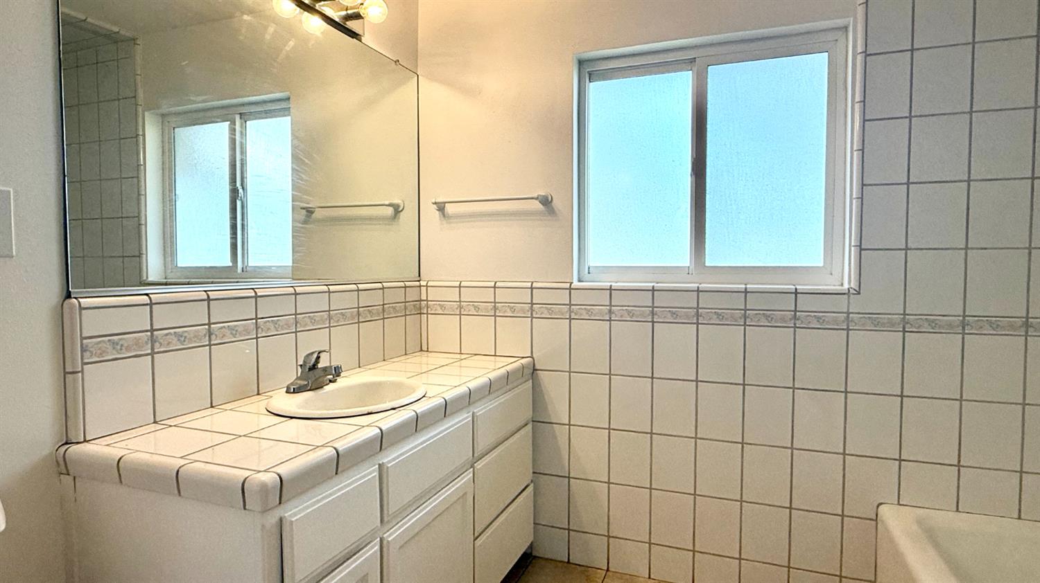 2335 N Douty Street, Hanford, CA, 93230