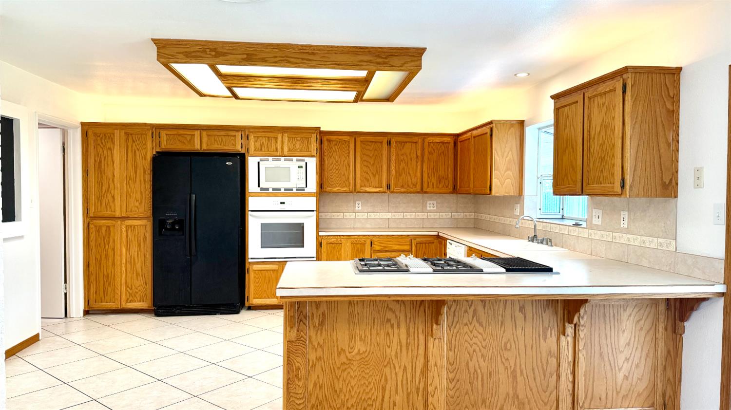2335 N Douty Street, Hanford, CA, 93230
