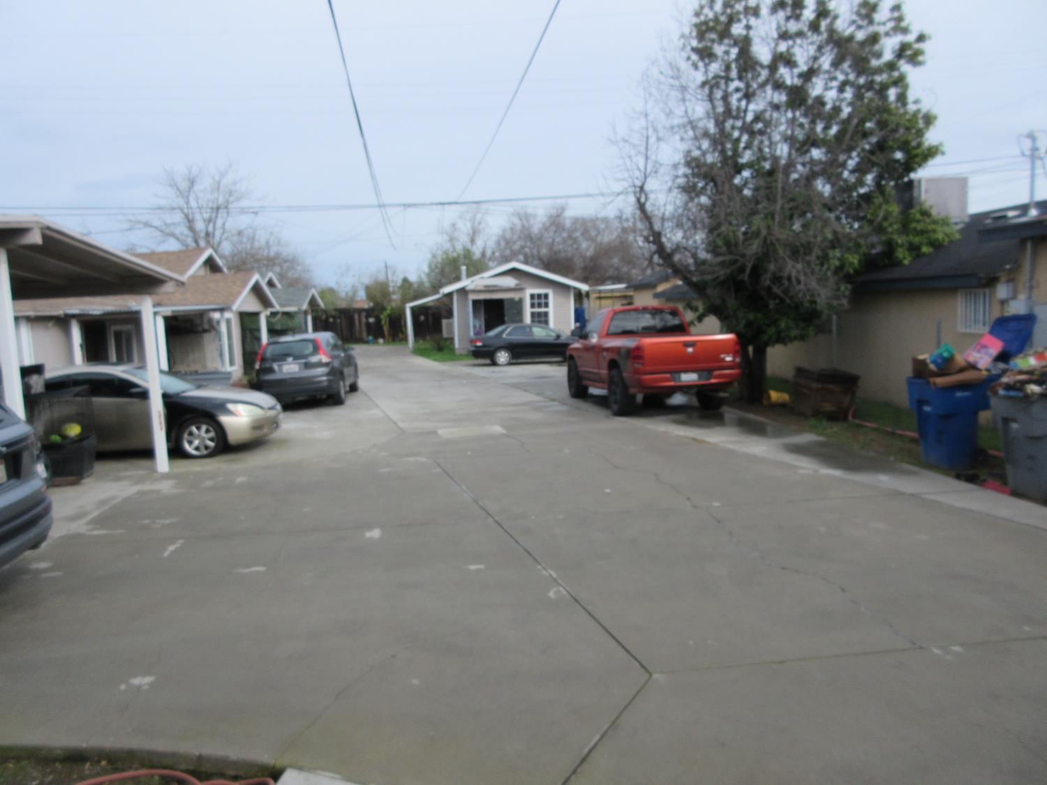 Fourplex in Fresno - photo 2