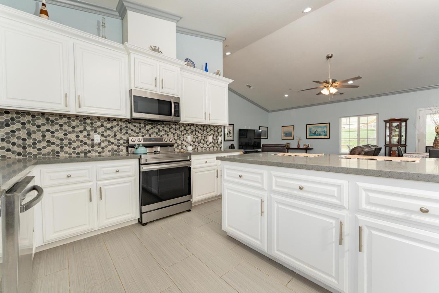 16605 Deer Creek Drive, Springville, CA, 93265