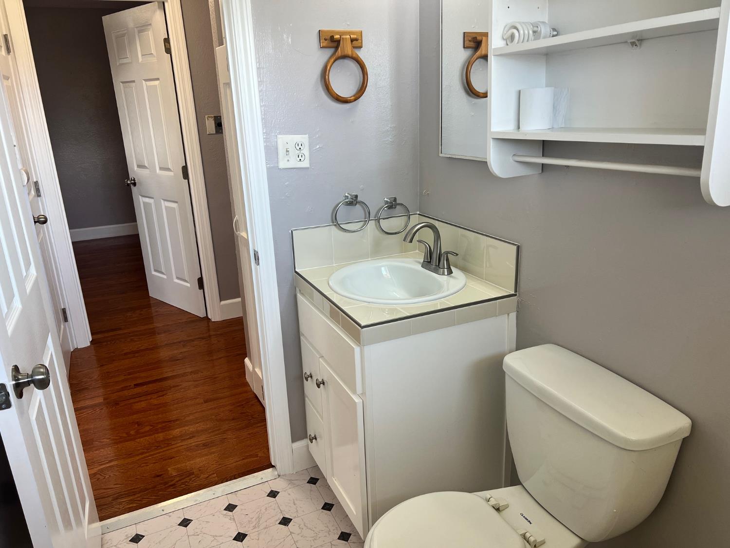 817 W Shields Avenue, Fresno, CA, 93705