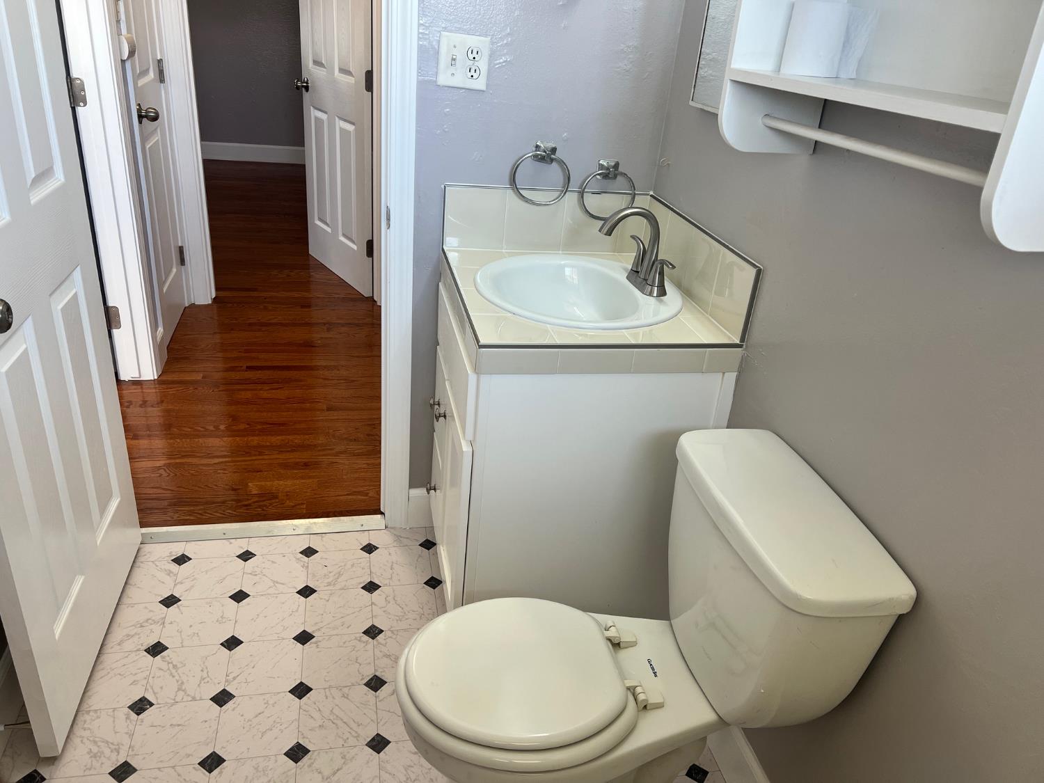 817 W Shields Avenue, Fresno, CA, 93705