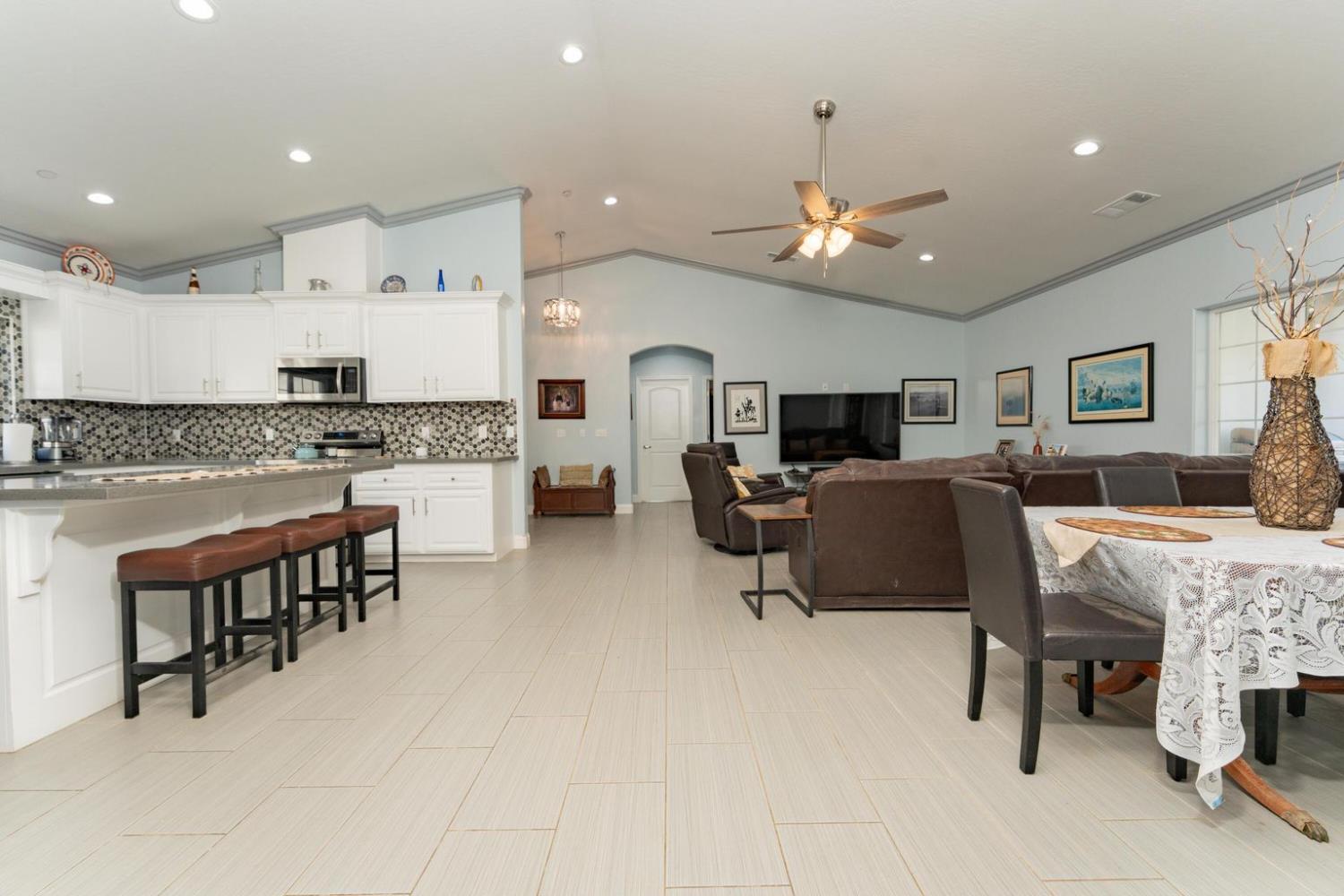 16605 Deer Creek Drive, Springville, CA, 93265