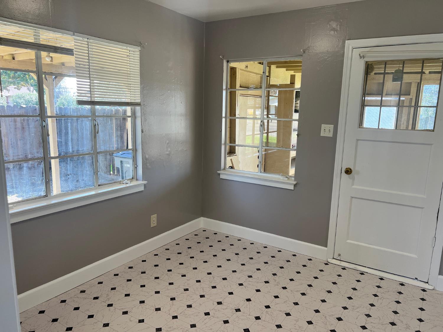 817 W Shields Avenue, Fresno, CA, 93705