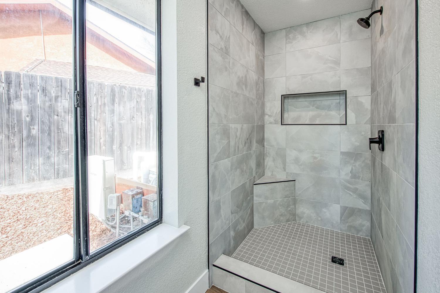 8453 N 1st Street, Fresno, CA, 93720