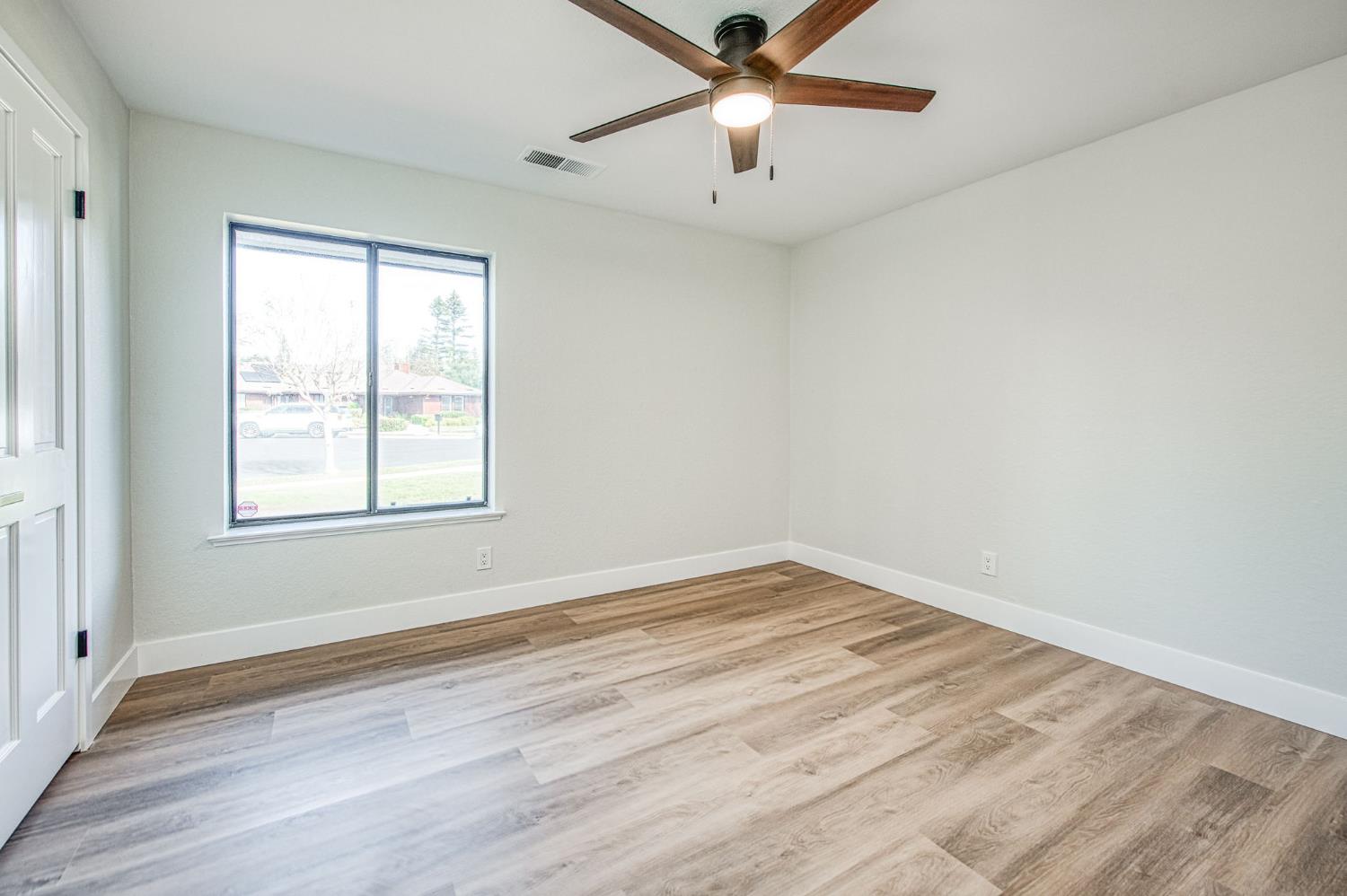 8453 N 1st Street, Fresno, CA, 93720