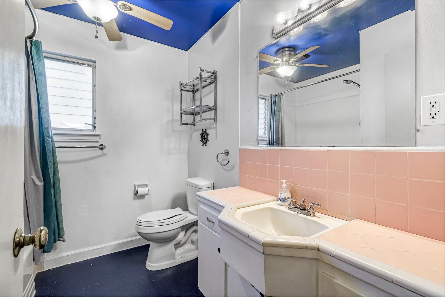 3495 E Dakota, Fresno, CA, 93726