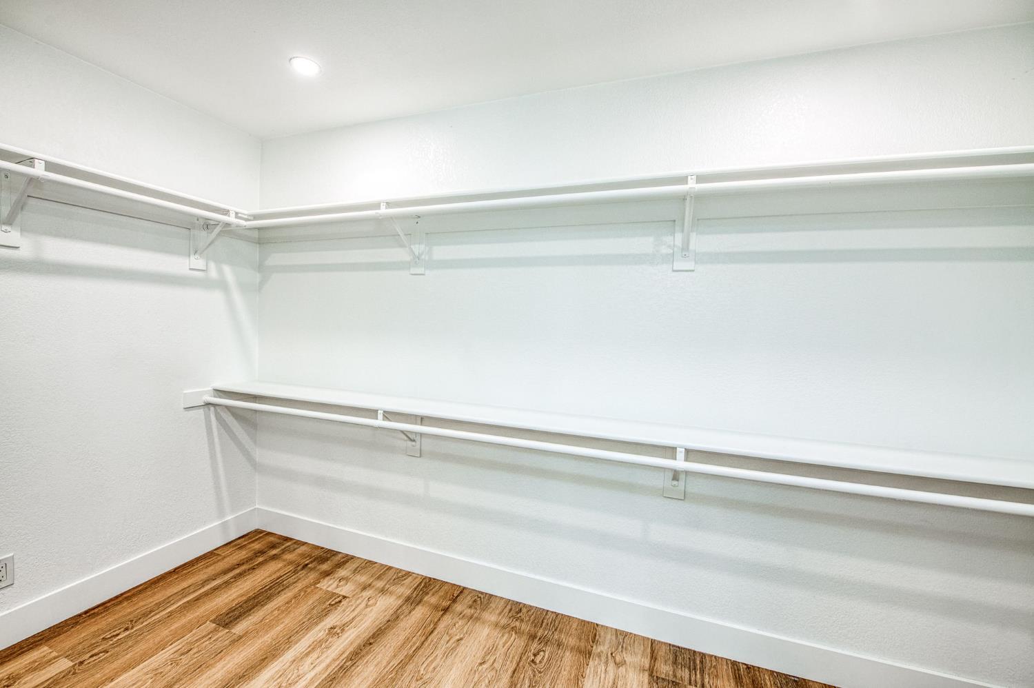 8453 N 1st Street, Fresno, CA, 93720