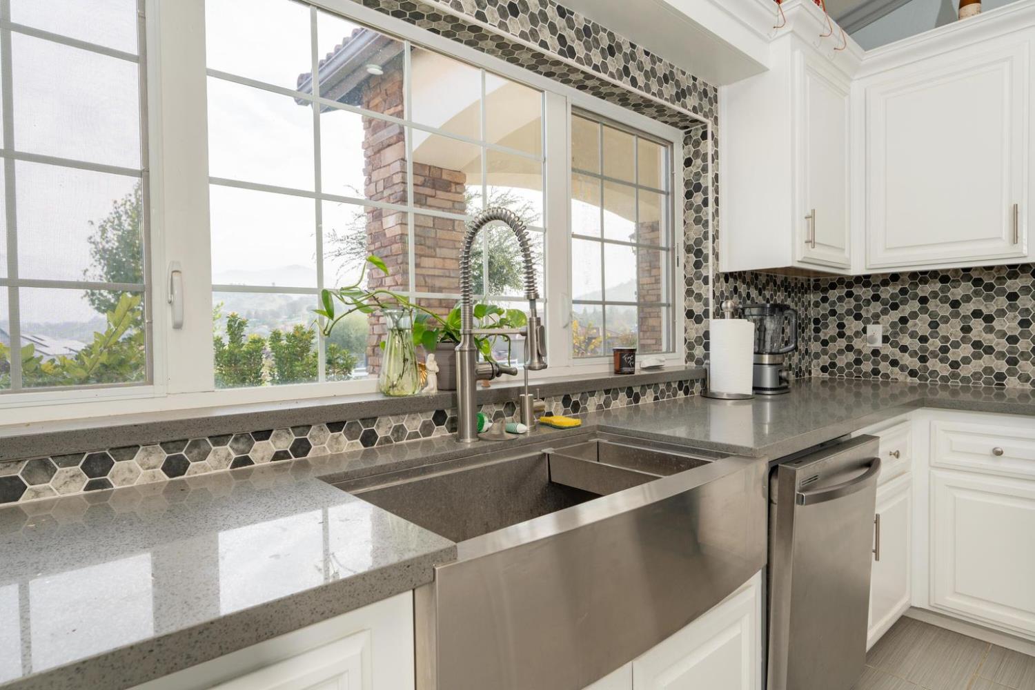 16605 Deer Creek Drive, Springville, CA, 93265