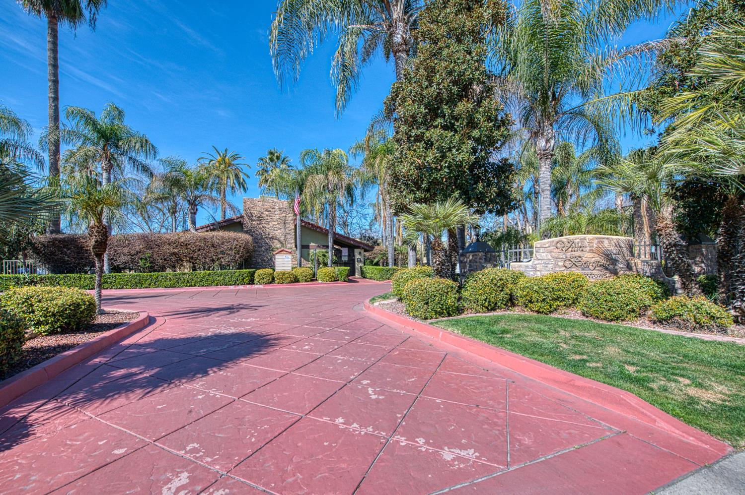 Condo in Fresno