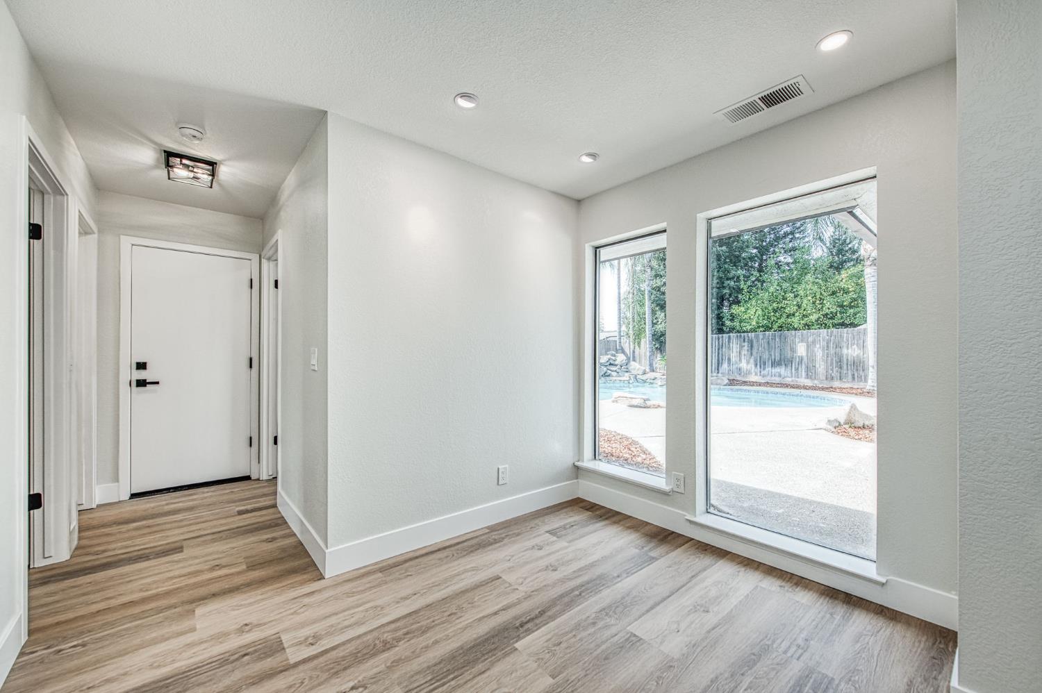 8453 N 1st Street, Fresno, CA, 93720